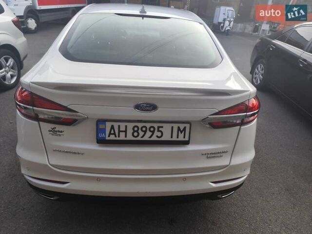 Белый Форд Фьюжн, объемом двигателя 2 л и пробегом 55 тыс. км за 16900 $, фото 2 на Automoto.ua