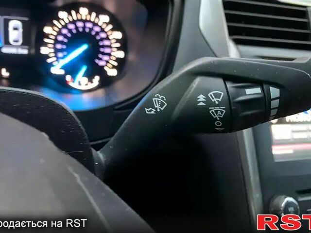 Белый Форд Фьюжн, объемом двигателя 2.4 л и пробегом 66 тыс. км за 11999 $, фото 13 на Automoto.ua