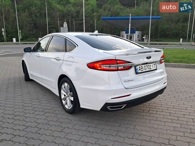 Белый Форд Фьюжн, объемом двигателя 2 л и пробегом 98 тыс. км за 14500 $, фото 2 на Automoto.ua