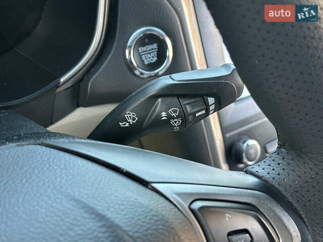 Белый Форд Фьюжн, объемом двигателя 2 л и пробегом 147 тыс. км за 16500 $, фото 60 на Automoto.ua