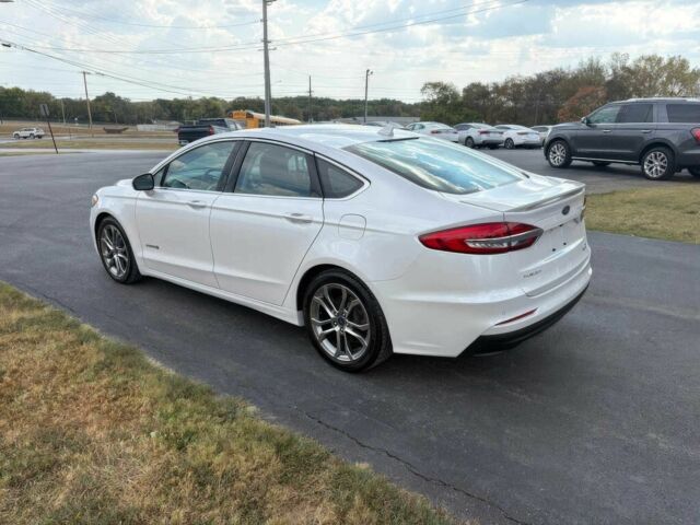 Белый Форд Фьюжн, объемом двигателя 2 л и пробегом 33 тыс. км за 6800 $, фото 3 на Automoto.ua