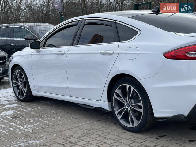 Белый Форд Фьюжн, объемом двигателя 2 л и пробегом 159 тыс. км за 16455 $, фото 22 на Automoto.ua