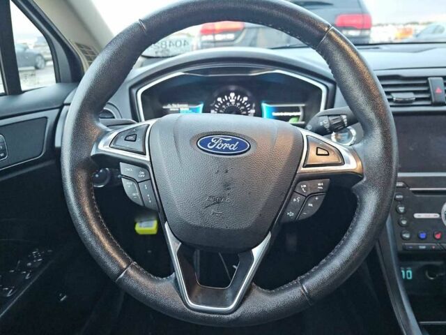 Білий Форд Фьюжен, об'ємом двигуна 0 л та пробігом 79 тис. км за 15000 $, фото 10 на Automoto.ua