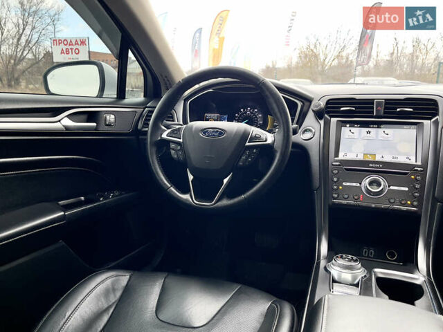 Белый Форд Фьюжн, объемом двигателя 2 л и пробегом 159 тыс. км за 16455 $, фото 41 на Automoto.ua
