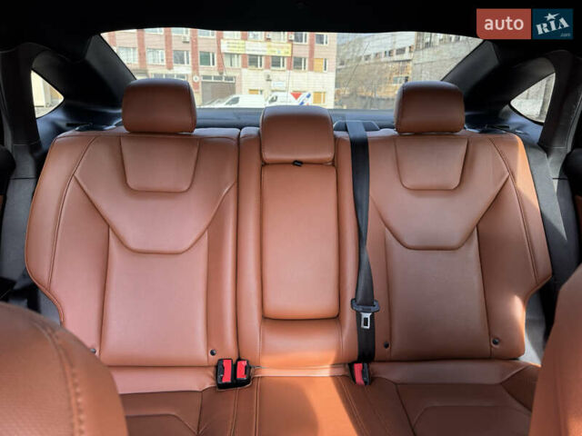 Белый Форд Фьюжн, объемом двигателя 2 л и пробегом 94 тыс. км за 19900 $, фото 10 на Automoto.ua