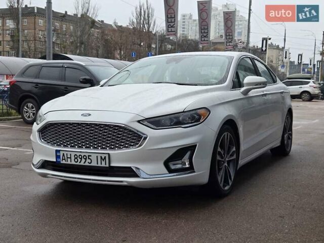 Белый Форд Фьюжн, объемом двигателя 2 л и пробегом 55 тыс. км за 14900 $, фото 1 на Automoto.ua