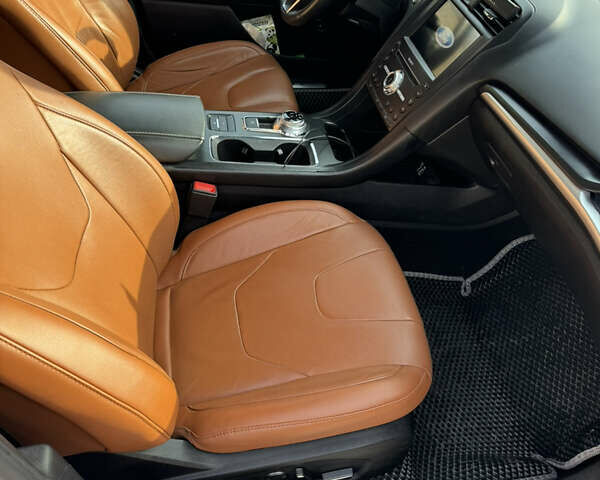 Белый Форд Фьюжн, объемом двигателя 2 л и пробегом 94 тыс. км за 19900 $, фото 9 на Automoto.ua