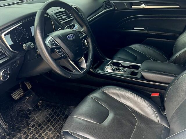 Белый Форд Фьюжн, объемом двигателя 2 л и пробегом 148 тыс. км за 13500 $, фото 5 на Automoto.ua