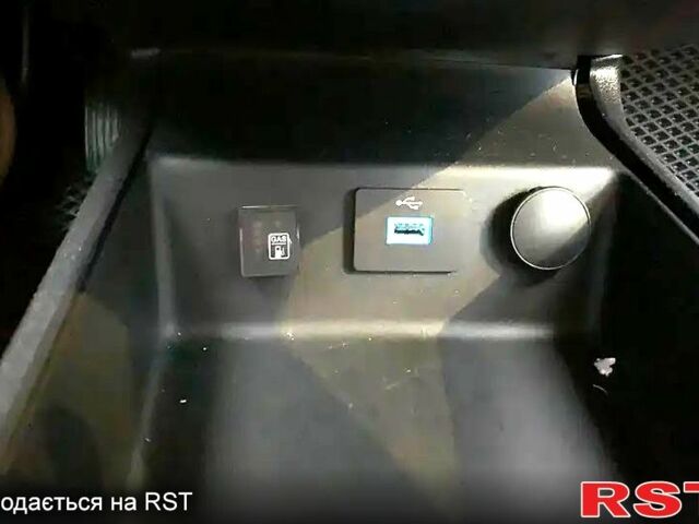 Белый Форд Фьюжн, объемом двигателя 2.4 л и пробегом 66 тыс. км за 11999 $, фото 8 на Automoto.ua