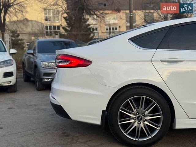 Белый Форд Фьюжн, объемом двигателя 2.5 л и пробегом 79 тыс. км за 13590 $, фото 13 на Automoto.ua