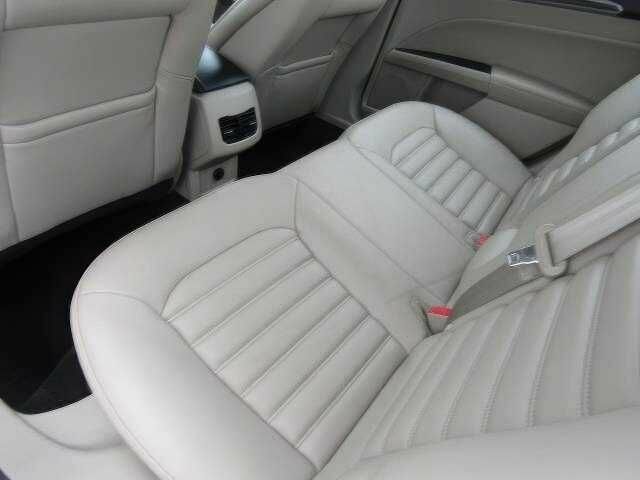 Білий Форд Фьюжен, об'ємом двигуна 2 л та пробігом 89 тис. км за 5000 $, фото 9 на Automoto.ua