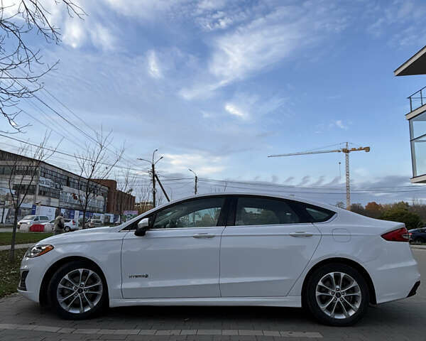 Белый Форд Фьюжн, объемом двигателя 2 л и пробегом 93 тыс. км за 17800 $, фото 18 на Automoto.ua