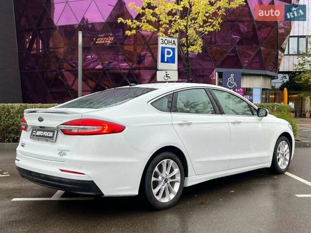 Форд Фьюжен 2019 у Києві на Automoto.ua Білий Форд Фьюжен, об'ємом двигуна 2 л та пробігом 81 тис. км за 20490 $, фото 7 на Automoto.ua