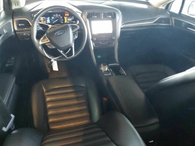 Білий Форд Фьюжен, об'ємом двигуна 1.5 л та пробігом 46 тис. км за 11000 $, фото 7 на Automoto.ua