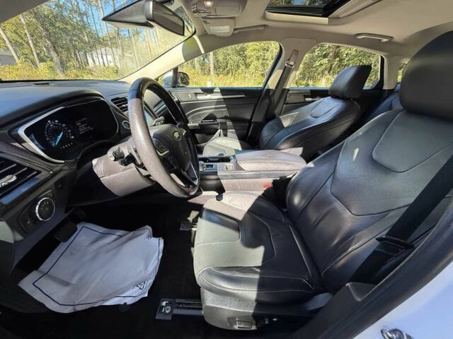 Белый Форд Фьюжн, объемом двигателя 2 л и пробегом 35 тыс. км за 4900 $, фото 9 на Automoto.ua