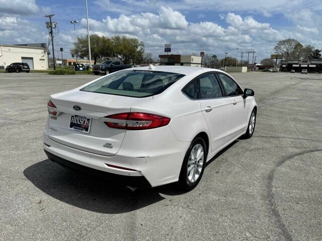 Белый Форд Фьюжн, объемом двигателя 0 л и пробегом 46 тыс. км за 13000 $, фото 7 на Automoto.ua