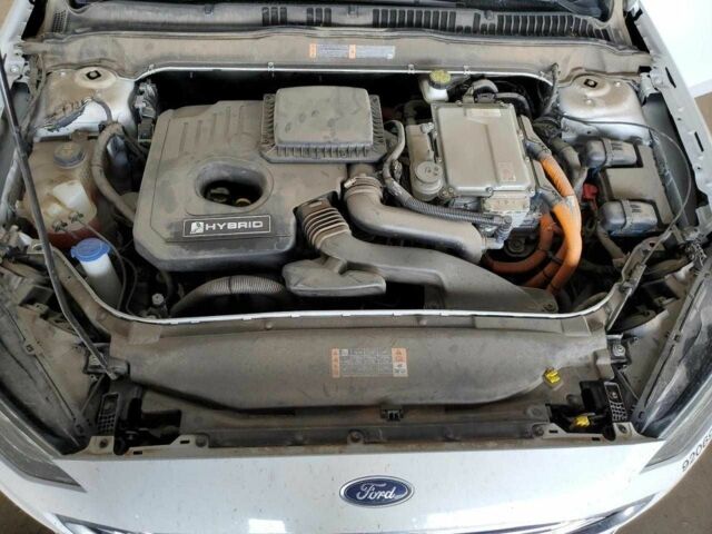 Білий Форд Фьюжен, об'ємом двигуна 0 л та пробігом 60 тис. км за 2500 $, фото 10 на Automoto.ua