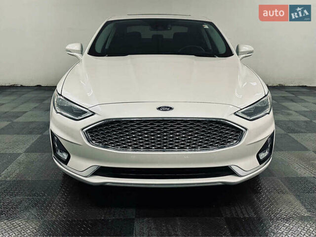 Форд Фьюжн 2020 в Львове на Automoto.ua Белый Форд Фьюжн, объемом двигателя 2 л и пробегом 84 тыс. км за 2950 $, фото 1 на Automoto.ua