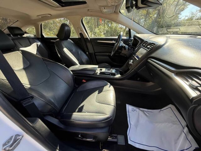 Белый Форд Фьюжн, объемом двигателя 2 л и пробегом 35 тыс. км за 4900 $, фото 8 на Automoto.ua