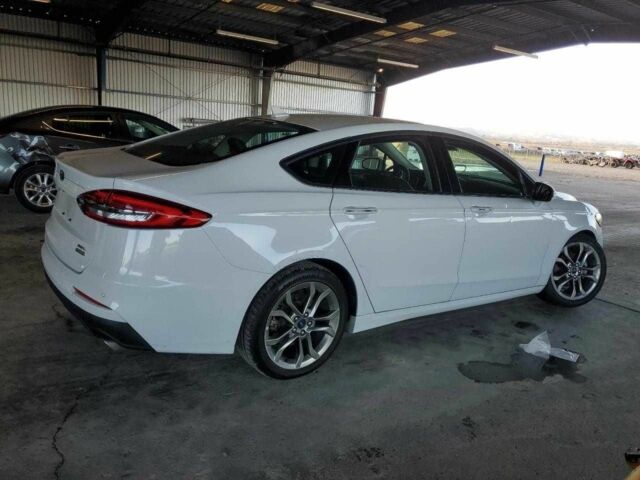 Білий Форд Фьюжен, об'ємом двигуна 1.5 л та пробігом 46 тис. км за 11000 $, фото 2 на Automoto.ua