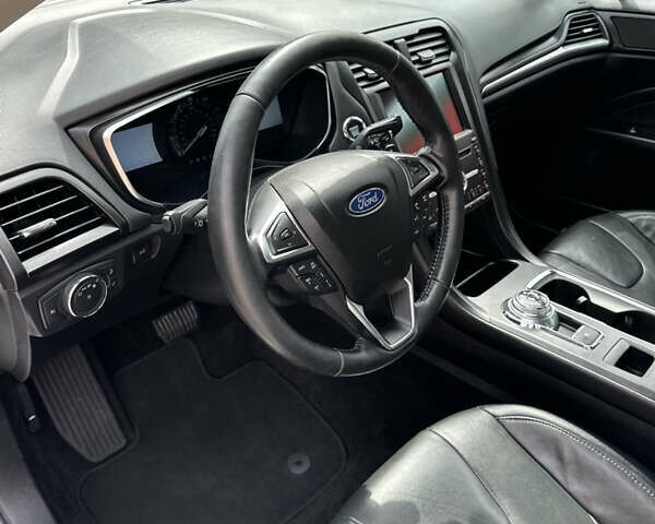 Білий Форд Фьюжен, об'ємом двигуна 2 л та пробігом 119 тис. км за 14999 $, фото 14 на Automoto.ua