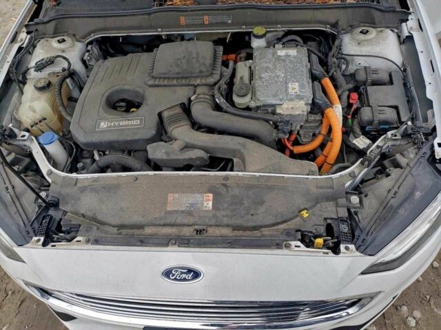 Білий Форд Фьюжен, об'ємом двигуна 2 л та пробігом 91 тис. км за 1300 $, фото 10 на Automoto.ua