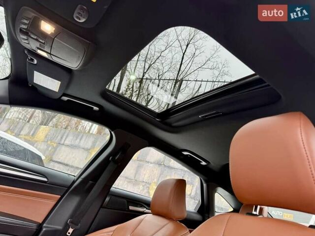 Білий Форд Фьюжен, об'ємом двигуна 2 л та пробігом 84 тис. км за 15000 $, фото 26 на Automoto.ua