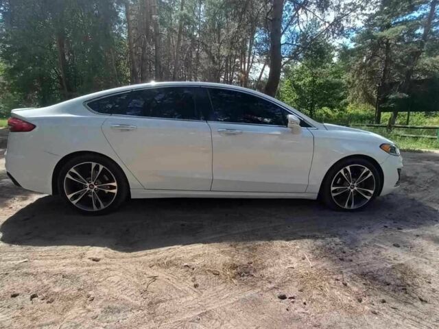 Білий Форд Фьюжен, об'ємом двигуна 2 л та пробігом 150 тис. км за 14500 $, фото 3 на Automoto.ua