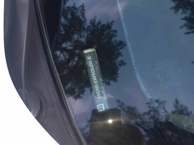 Білий Форд Фьюжен, об'ємом двигуна 2 л та пробігом 150 тис. км за 14500 $, фото 9 на Automoto.ua