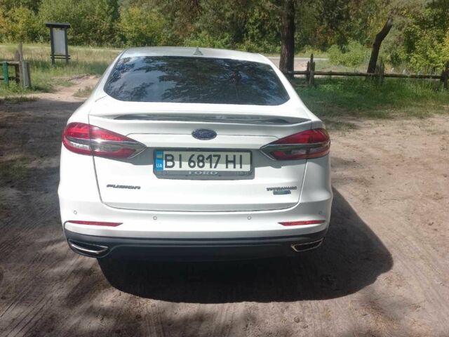 Білий Форд Фьюжен, об'ємом двигуна 2 л та пробігом 150 тис. км за 14500 $, фото 2 на Automoto.ua
