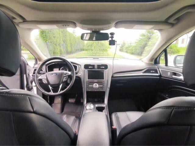 Белый Форд Фьюжн, объемом двигателя 0 л и пробегом 76 тыс. км за 10200 $, фото 10 на Automoto.ua