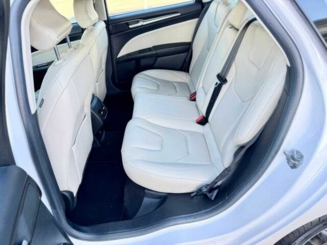 Белый Форд Фьюжн, объемом двигателя 2 л и пробегом 62 тыс. км за 2400 $, фото 14 на Automoto.ua