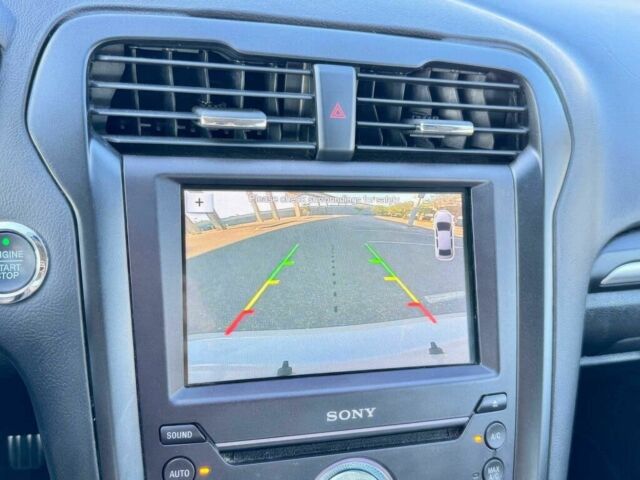 Белый Форд Фьюжн, объемом двигателя 2 л и пробегом 62 тыс. км за 2400 $, фото 10 на Automoto.ua