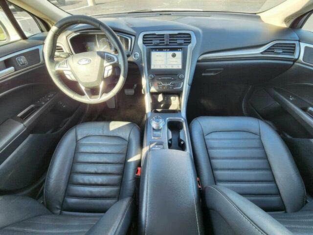 Білий Форд Фьюжен, об'ємом двигуна 2 л та пробігом 48 тис. км за 1450 $, фото 8 на Automoto.ua