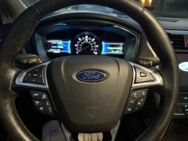 Белый Форд Фьюжн, объемом двигателя 2 л и пробегом 45 тыс. км за 10400 $, фото 6 на Automoto.ua