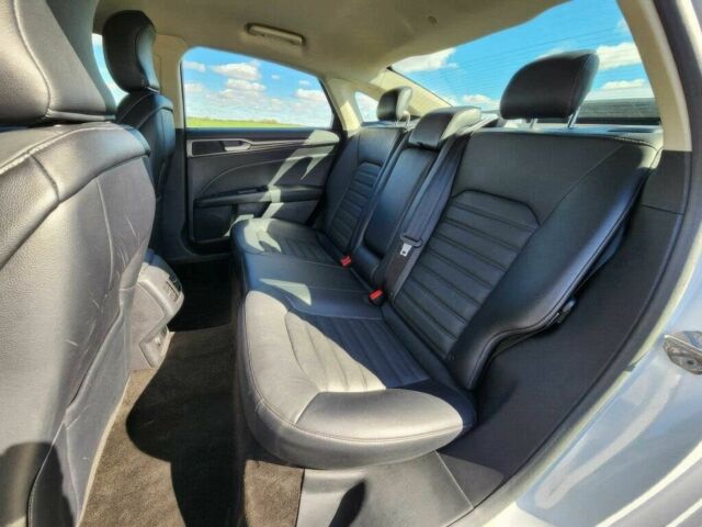 Білий Форд Фьюжен, об'ємом двигуна 2 л та пробігом 48 тис. км за 1450 $, фото 12 на Automoto.ua