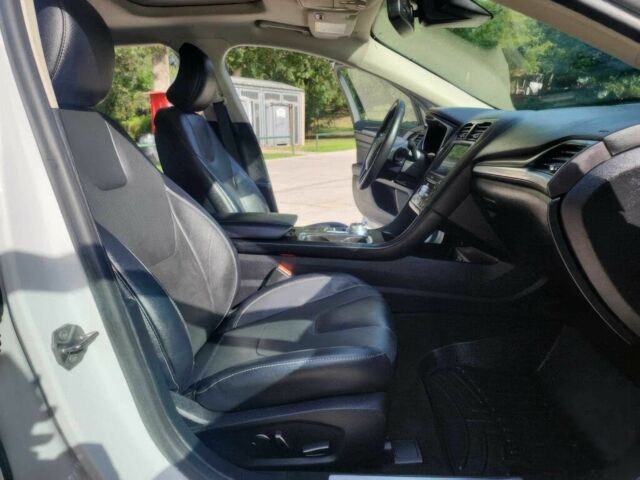 Белый Форд Фьюжн, объемом двигателя 2 л и пробегом 30 тыс. км за 8000 $, фото 10 на Automoto.ua