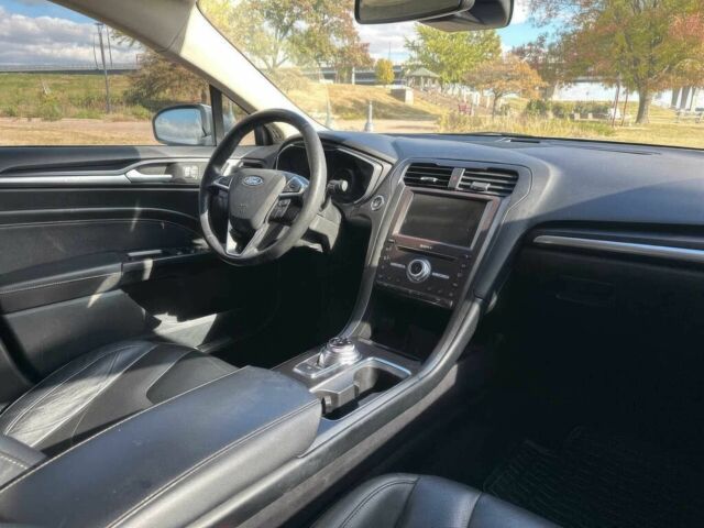 Белый Форд Фьюжн, объемом двигателя 2 л и пробегом 39 тыс. км за 3200 $, фото 10 на Automoto.ua