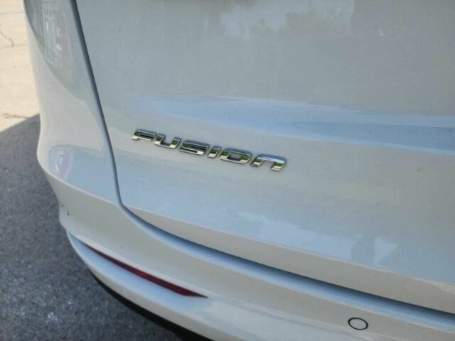 Белый Форд Фьюжн, объемом двигателя 2 л и пробегом 39 тыс. км за 4400 $, фото 14 на Automoto.ua