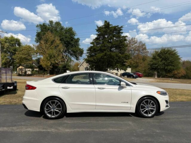 Белый Форд Фьюжн, объемом двигателя 2 л и пробегом 40 тыс. км за 8500 $, фото 6 на Automoto.ua