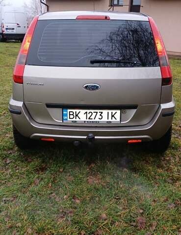 Бежевий Форд Фьюжен, об'ємом двигуна 1.4 л та пробігом 255 тис. км за 4200 $, фото 6 на Automoto.ua