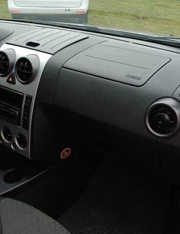 Бежевий Форд Фьюжен, об'ємом двигуна 1.4 л та пробігом 255 тис. км за 4200 $, фото 14 на Automoto.ua