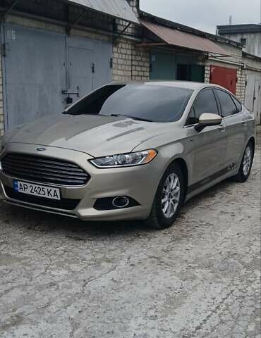 Бежевый Форд Фьюжн, объемом двигателя 2.5 л и пробегом 290 тыс. км за 8800 $, фото 3 на Automoto.ua