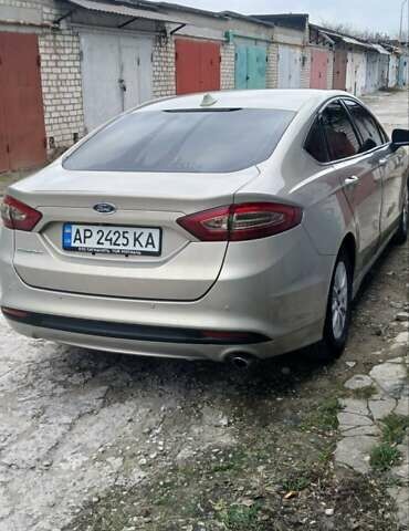 Бежевый Форд Фьюжн, объемом двигателя 2.5 л и пробегом 290 тыс. км за 8800 $, фото 5 на Automoto.ua