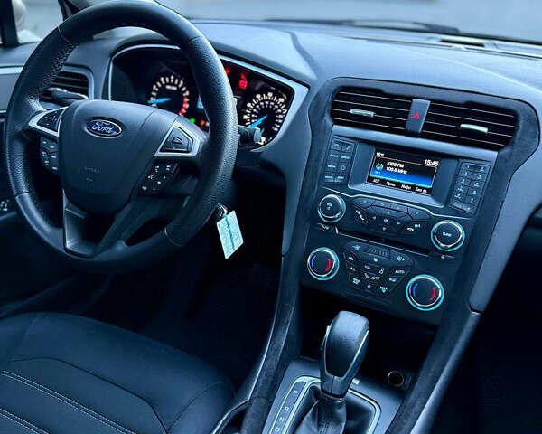 Бежевый Форд Фьюжн, объемом двигателя 2.5 л и пробегом 207 тыс. км за 8599 $, фото 24 на Automoto.ua