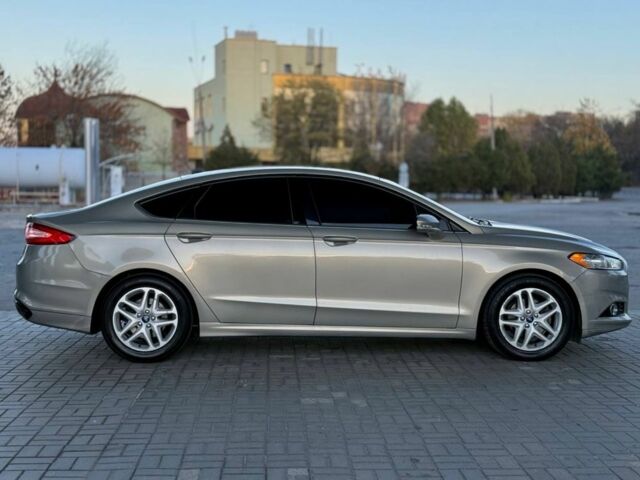 Бежевий Форд Фьюжен, об'ємом двигуна 2.5 л та пробігом 207 тис. км за 8499 $, фото 3 на Automoto.ua