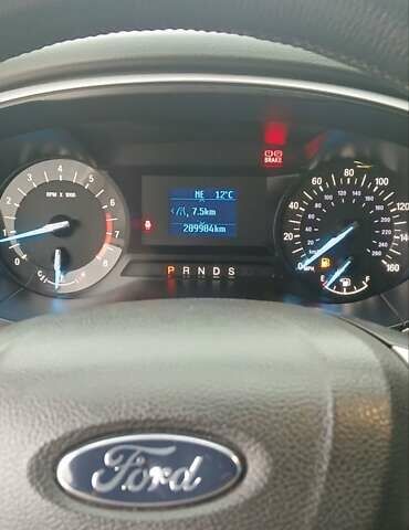 Бежевый Форд Фьюжн, объемом двигателя 2.5 л и пробегом 290 тыс. км за 8800 $, фото 14 на Automoto.ua