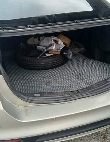 Бежевый Форд Фьюжн, объемом двигателя 2.5 л и пробегом 290 тыс. км за 8800 $, фото 17 на Automoto.ua