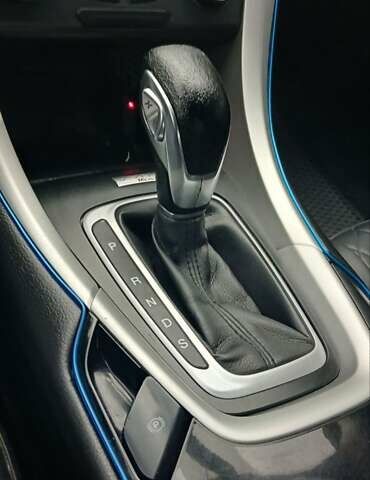 Бежевый Форд Фьюжн, объемом двигателя 2.5 л и пробегом 290 тыс. км за 8800 $, фото 16 на Automoto.ua