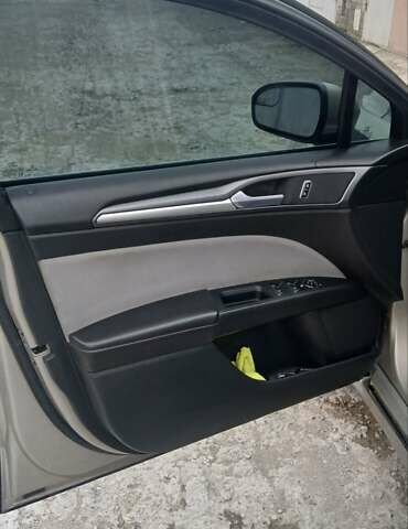 Бежевый Форд Фьюжн, объемом двигателя 2.5 л и пробегом 290 тыс. км за 8800 $, фото 12 на Automoto.ua